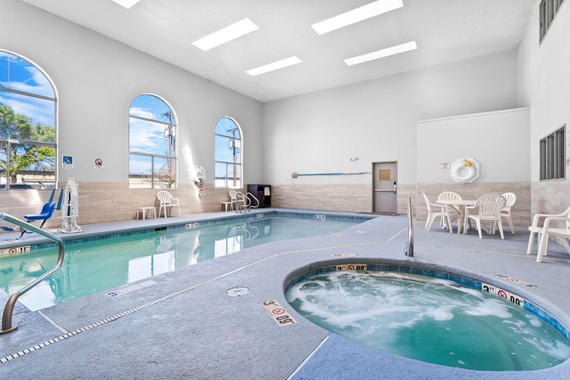 Surestay Hotel By Best Western Albuquerque Midtown Exteriör bild